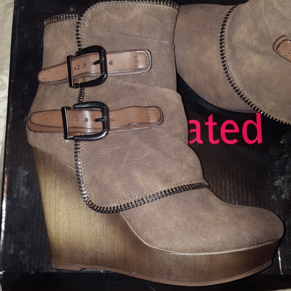 Boutique wedge ankle boots